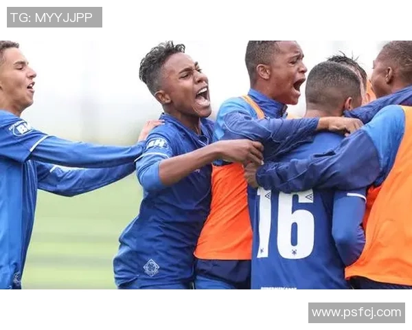 若昂内维斯的足球之路与未来发展展望分析