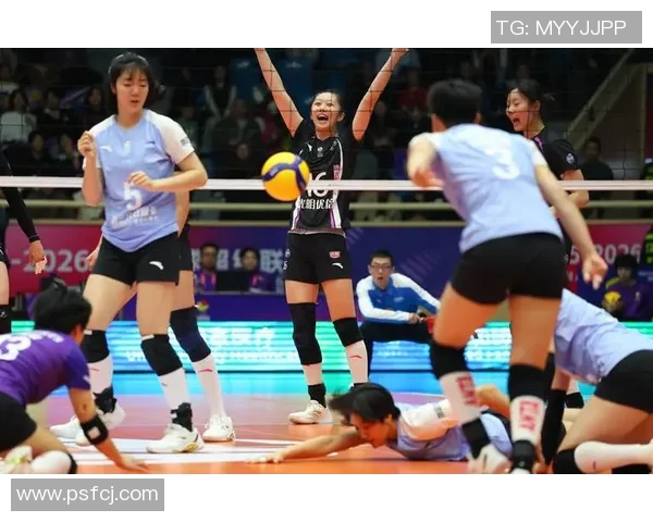 激烈对决排球联赛上海队迎战天津队争夺冠军荣耀